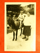 Chlapec na oslu, Luhačovice, okres Zlín (pohled)