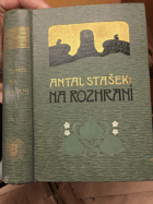 Na rozhraní