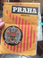 Praha - plán města = plan goroda = town plan = plan de la ville. Stadtplan