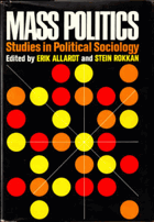 Mass politics - studies in political sociology