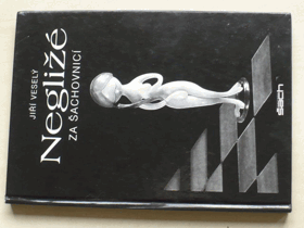 Negližé za šachovnicí