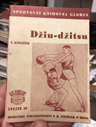 Džiu-džitsu. Kniha pro ty, kdož se chtějí státi nepřemožitelnými.