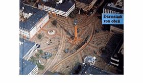 Darmstadt von oben. Luftaufnahmen aus der ersten und zweiten Hälfte unseres Jahrhunderts