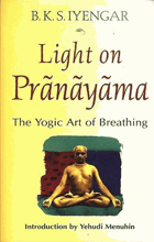 Light on Prāṇāyāma - The Yogic Art of Breathing