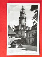 Český Krumlov - II. nádvoří zámku (pohled)