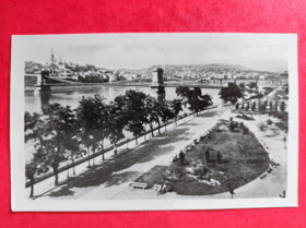 Budapešť - Látkép, most-Dunaj (pohled)
