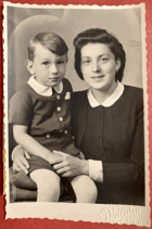 Máma a syn FOTO J VACULÍK SLAVIČÍN-MLADOTICE