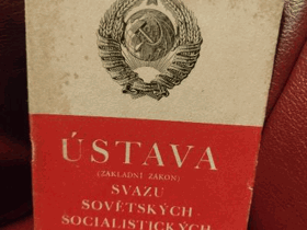 ÚSTAVA Základní zákon SSSR Svazu sovětských socialistických republik