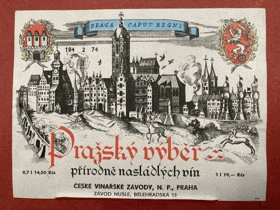 PRAŽSKÝ VÝBĚR víno ETIKETA PŘÍRODNĚ NASLÁDLÝCH VÍN ETIKETA