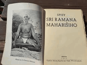 Život velkého mudrce z Arunáčaly v obrazech