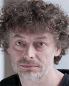 K tvarozpytu montážních struktur